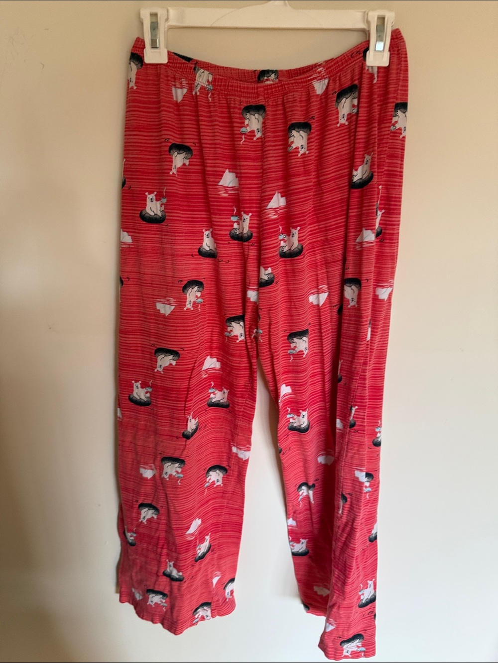 HUE Red Polar Bear Print Women’s Pajama Bottoms